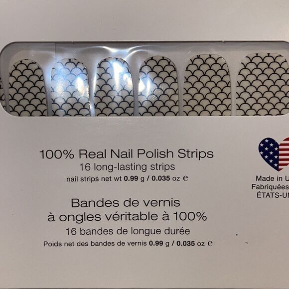 ColorStreet Mermaid You Look Dry Polish Strip - Picture 5 of 9